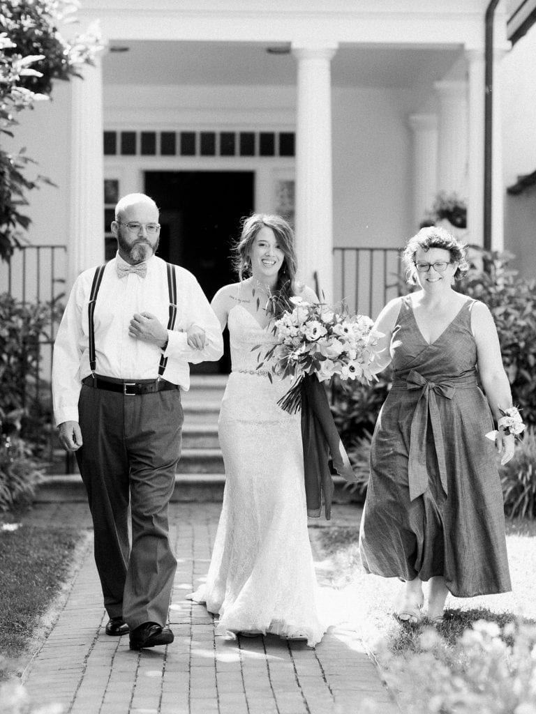 delaware wedding photographer philly photography fine art a styled fete belmont hall summer wedding inspiration the collective blush navy